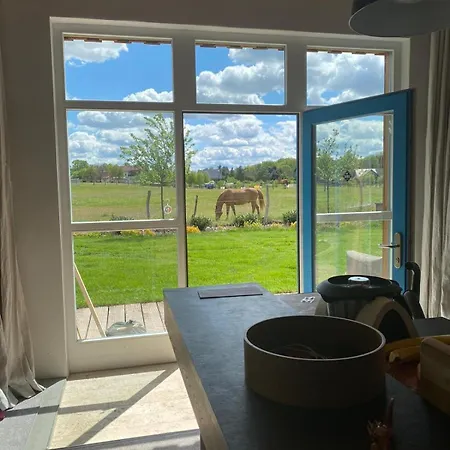 Annenwalde 4 Bedrooms With Sauna Vakantiehuis Templin