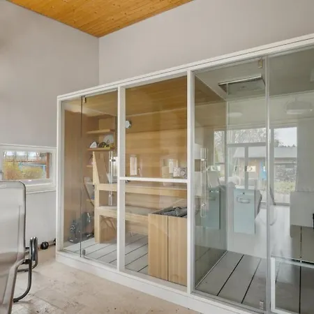 Annenwalde 4 Bedrooms With Sauna Feriehus Templin