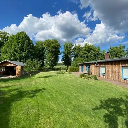 Annenwalde 4 Bedrooms With Sauna *